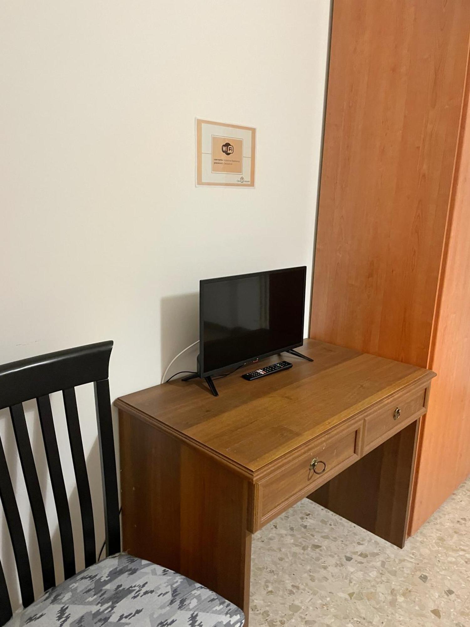 Cleo Azalea Apartment Ancona Exterior photo